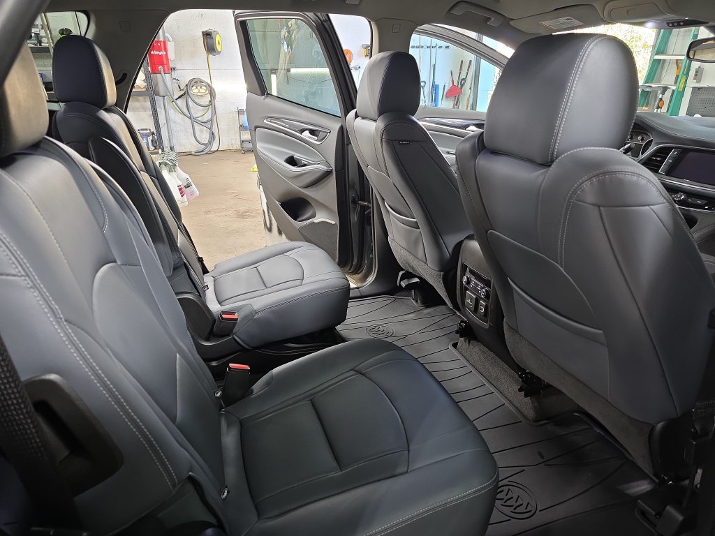Used 2019 Buick Enclave Premium AWD/4WD image 13