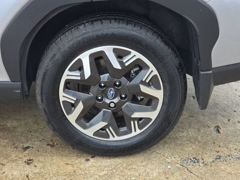 Certified 2026 Subaru Forester Premium AWD/4WD image 30