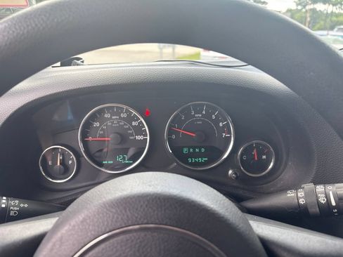 Used 2015 Jeep Wrangler Sport AWD/4WD image 22