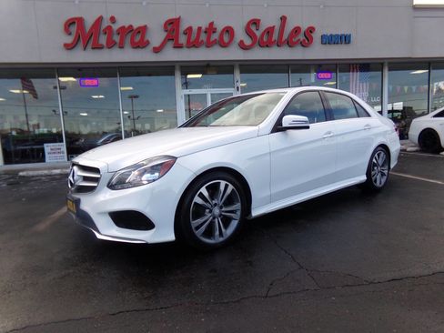 Used 2015 Mercedes-Benz E 350 4MATIC Sedan image 1