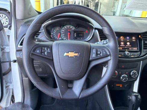Used 2021 Chevrolet Trax LS w/ Tint and Cruise Package FWD image 21