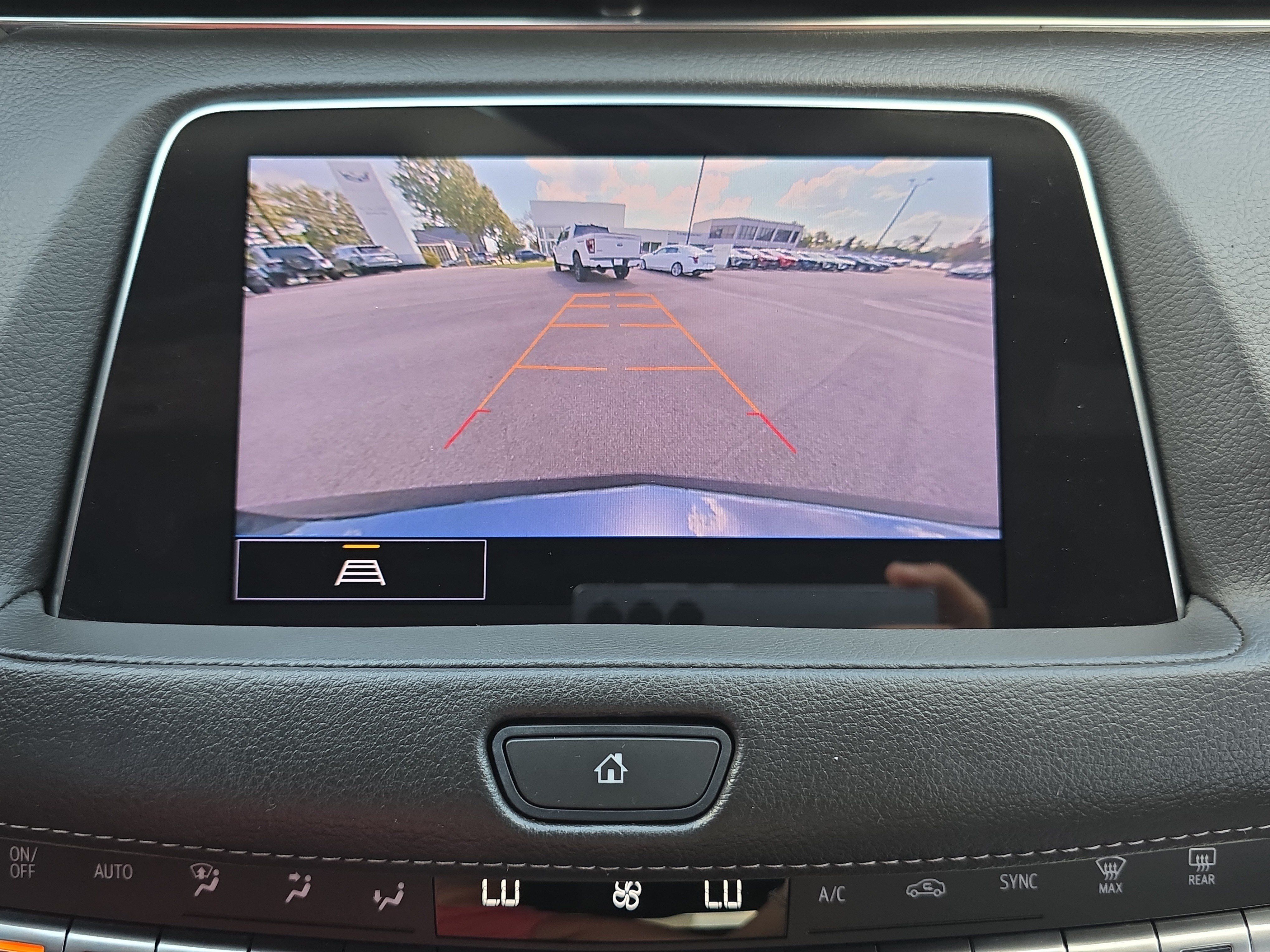 Used 2023 Cadillac XT4 Premium Luxury w/ Cold Weather Package FWD image 23