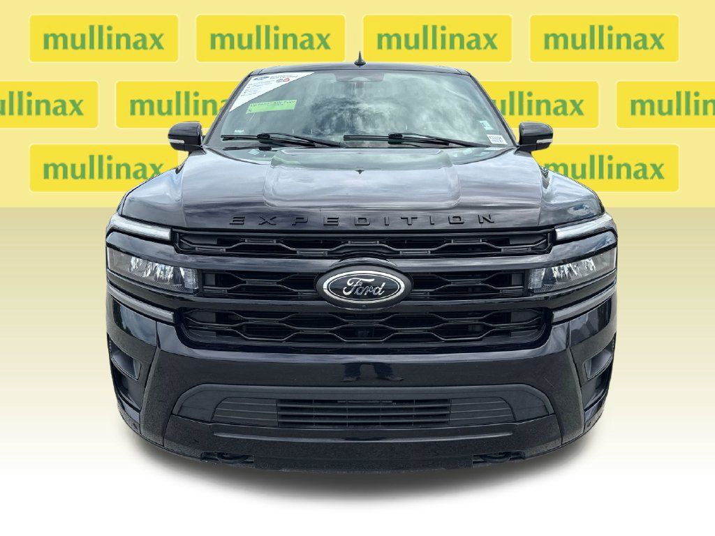 Certified 2022 Ford Expedition Max Limited AWD/4WD image 10