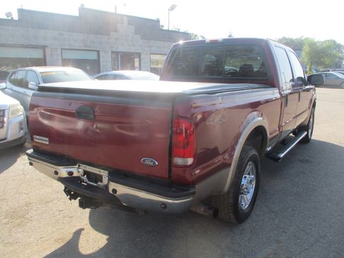 Used 2005 Ford F250 XLT image 5