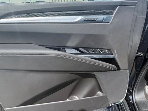Certified 2025 Cadillac Escalade V AWD/4WD image 23