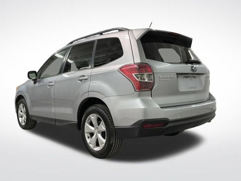 Used 2015 Subaru Forester 2.5i Limited AWD/4WD image 2