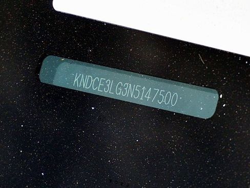 Used 2022 Kia Niro EX Premium image 36