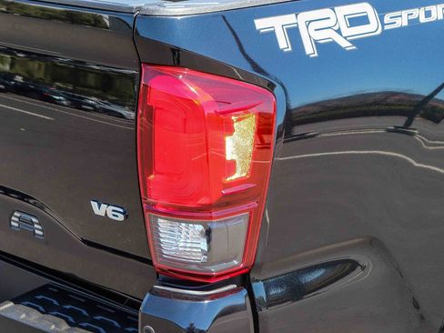 Certified 2019 Toyota Tacoma TRD Sport w/ Technology Package RWD image 8