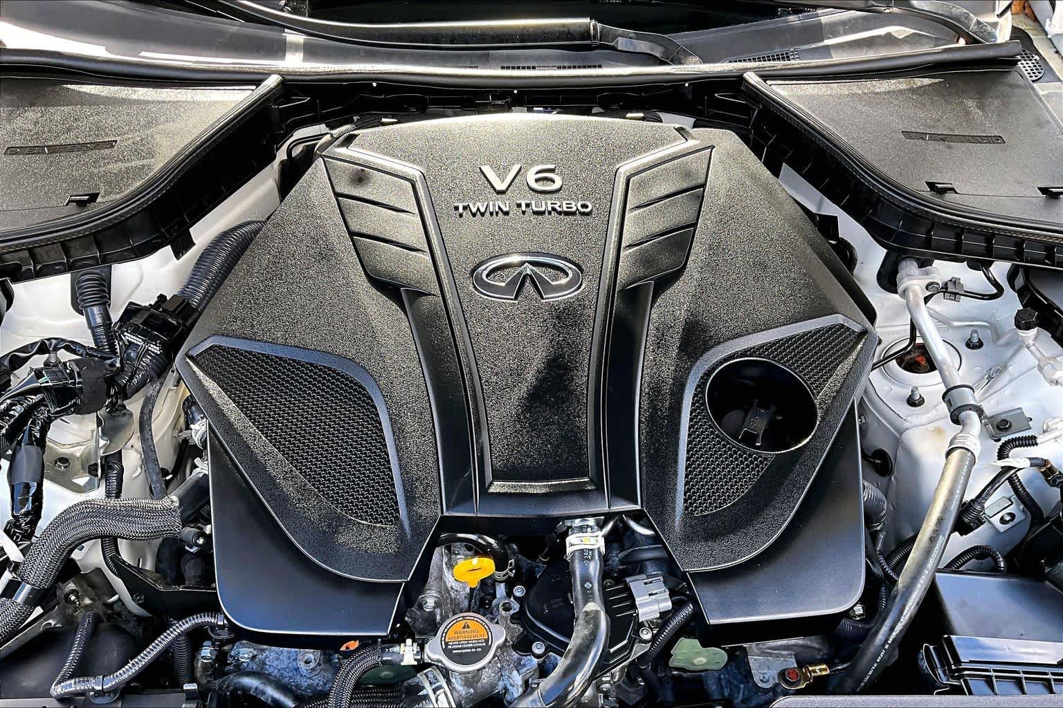 Used 2021 INFINITI Q60 3.0t Luxe w/ Essential Package RWD image 32