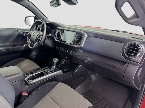 Used 2020 Toyota Tacoma TRD Off-Road image 28