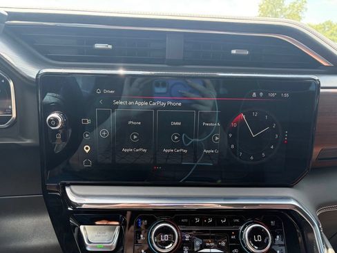 Used 2025 GMC Sierra 2500 Denali Ultimate AWD/4WD image 27