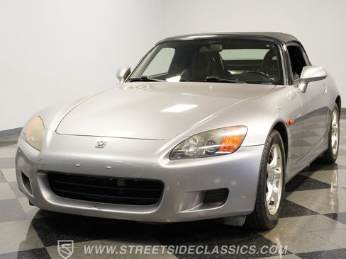 Used 2001 Honda S2000 image 19
