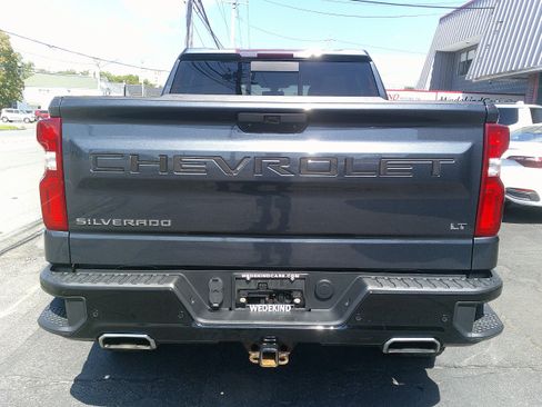 Used 2021 Chevrolet Silverado 1500 LT Trail Boss w/ LT Trail Boss Premium Package AWD/4WD image 4