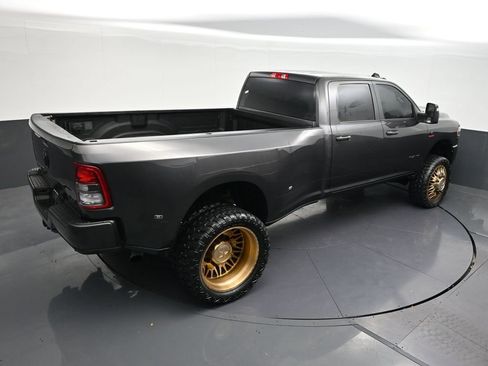 Used 2024 RAM 3500 Big Horn w/ Night Edition AWD/4WD image 22