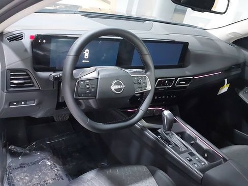 New 2026 Nissan Sentra SV w/ SV Convenience Package FWD image 19