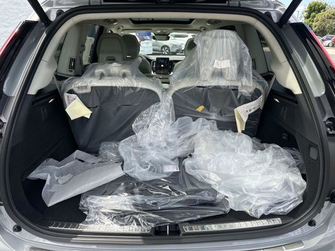 New 2026 Volvo XC90 T8 Ultra w/ Lounge Package AWD/4WD image 19
