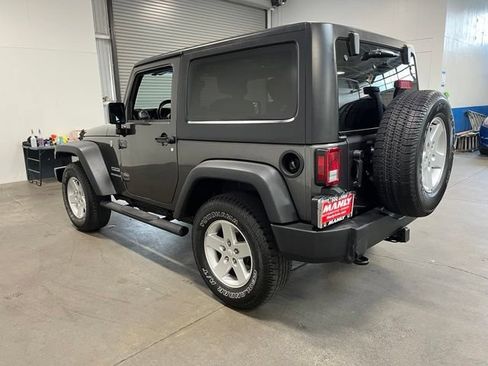 Used 2016 Jeep Wrangler Sport w/ Quick Order Package 24S AWD/4WD image 5