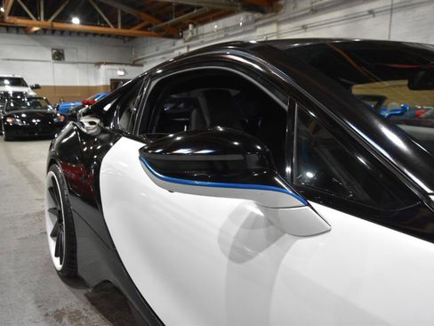 Used 2016 BMW i8 AWD/4WD image 47