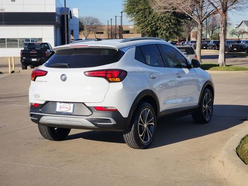Used 2022 Buick Encore GX Select image 8
