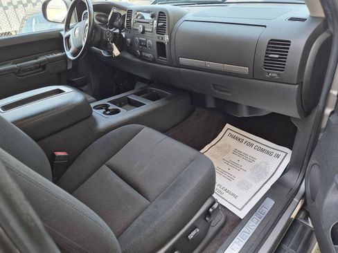 Used 2013 Chevrolet Silverado 2500 LT w/ Z71 Appearance Package AWD/4WD image 21