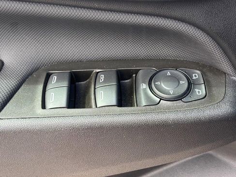 Used 2023 Chevrolet Equinox RS w/ RS Leather Package AWD/4WD image 18