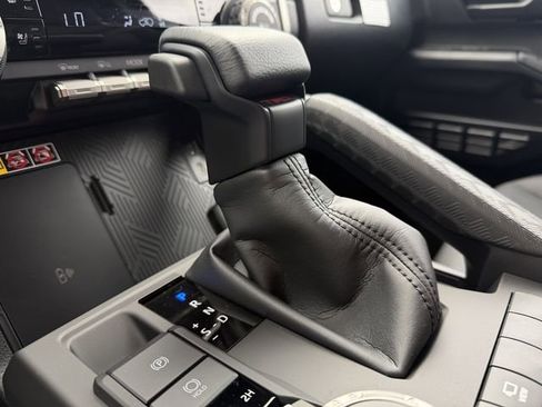 New 2026 Toyota 4Runner TRD Sport Premium AWD/4WD image 19