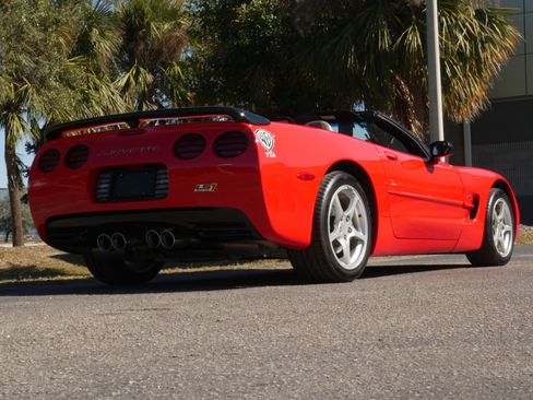 Used 2000 Chevrolet Corvette Convertible image 27