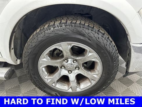 Used 2017 RAM 1500 Laramie w/ Convenience Group image 13