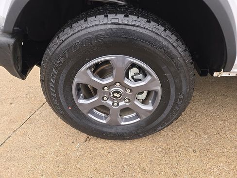 Used 2025 Ford Bronco Big Bend image 23