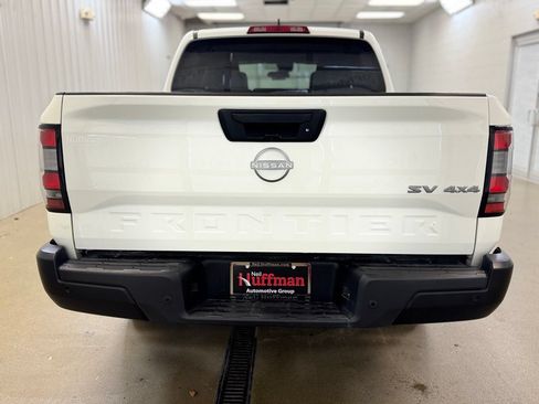 Used 2024 Nissan Frontier S w/ Technology Package AWD/4WD image 7