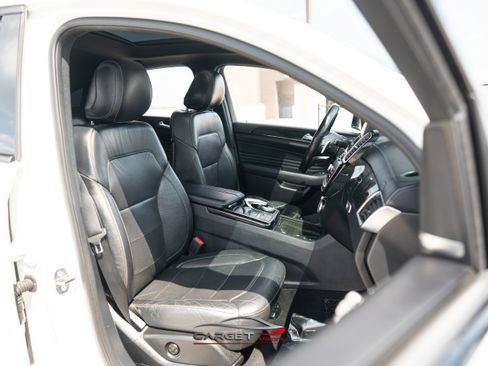 Used 2019 Mercedes-Benz GLE 43 AMG 4MATIC image 17