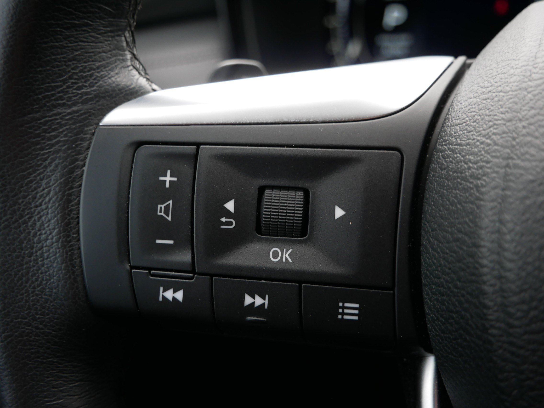 Used 2024 INFINITI QX60 Luxe AWD/4WD image 26