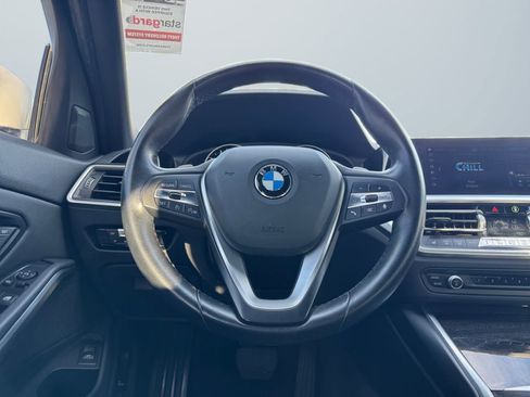 Used 2019 BMW 330i Sedan w/ Convenience Package image 11