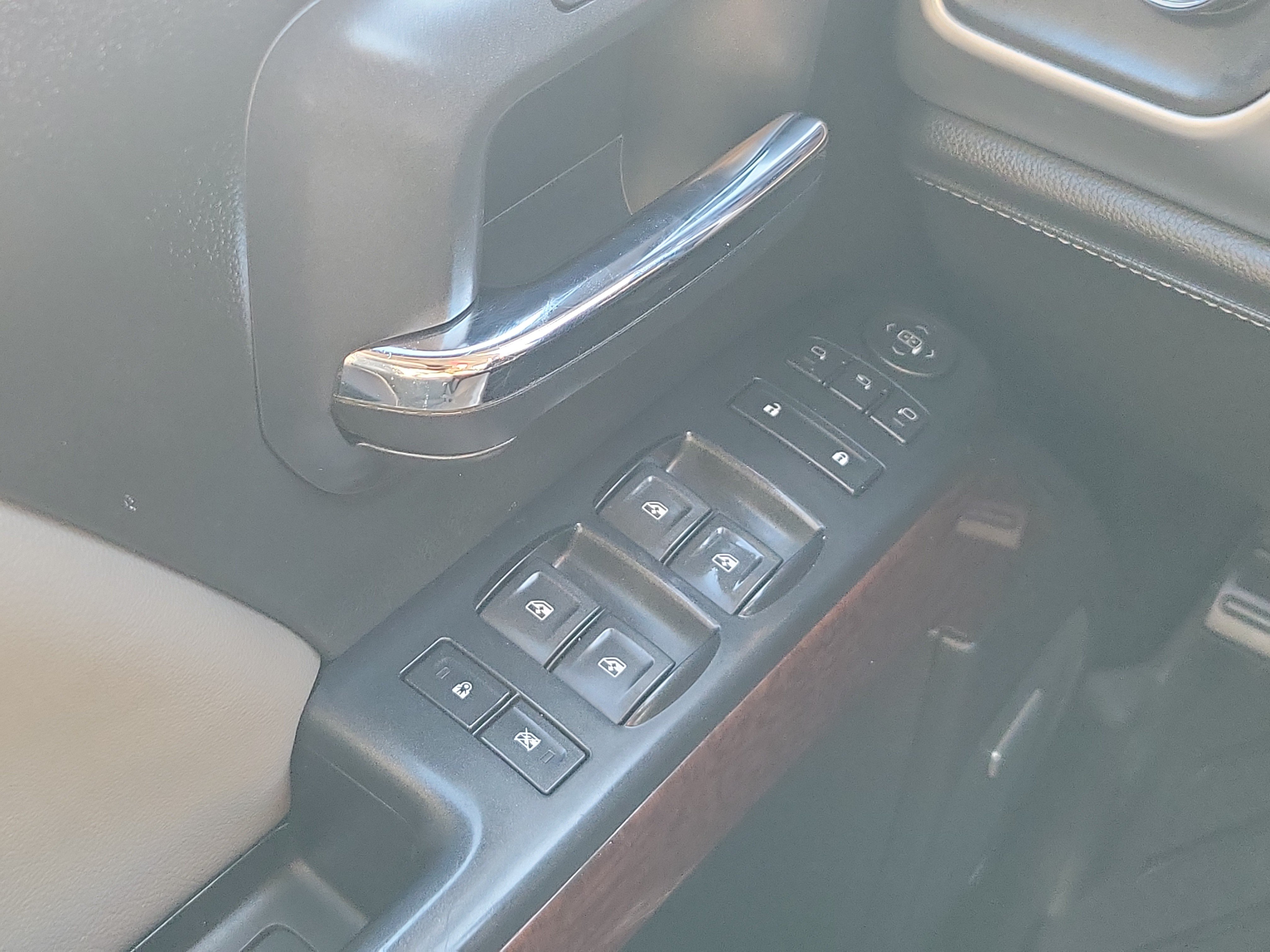 Used 2018 GMC Sierra 2500 SLT AWD/4WD image 20