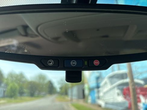 Used 2018 Chevrolet Silverado 1500 Custom w/ Custom Value Package image 17