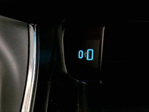 Used 2021 Ford F150 XLT w/ Equipment Group 302A High image 26