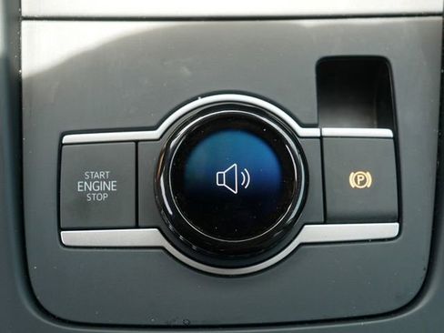 Certified 2025 Volkswagen Tiguan S AWD/4WD image 33