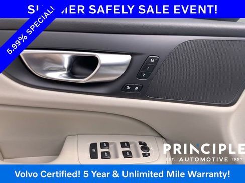 Certified 2025 Volvo S60 B5 Core AWD/4WD image 14