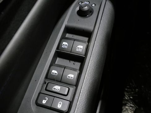 New 2026 Jeep Compass Latitude image 13