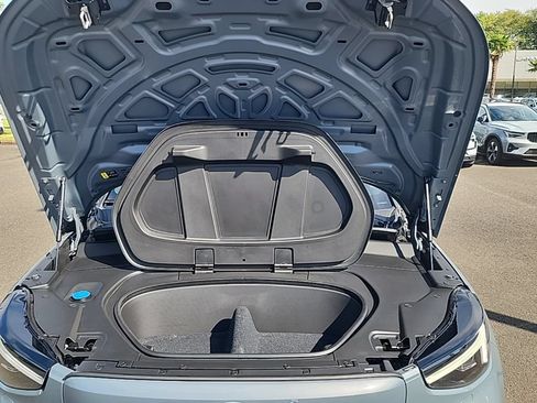 Used 2023 Volvo XC40 Recharge Ultimate w/ Protection Package Premier AWD/4WD image 29