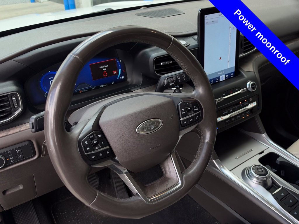 Used 2020 Ford Explorer Platinum w/ Premium Technology Package AWD/4WD image 11