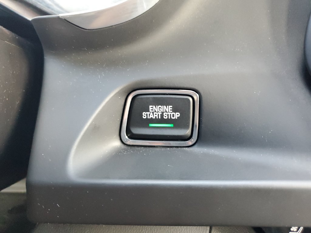Used 2016 Chevrolet Camaro SS RWD image 24