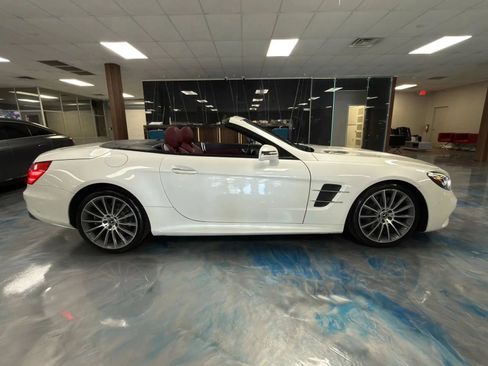 Used 2017 Mercedes-Benz SL 450 image 40