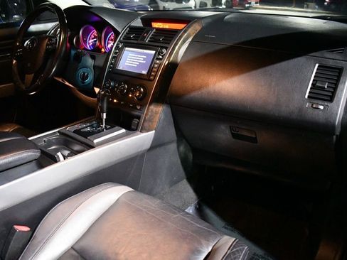 Used 2012 MAZDA CX-9 Grand Touring w/ Moonroof & Bose Audio Pkg image 20