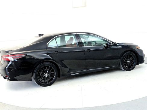 Certified 2021 Toyota Camry XSE image 6