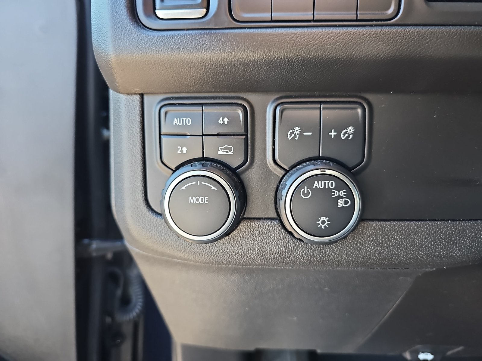 Used 2021 Chevrolet Tahoe LT AWD/4WD image 35