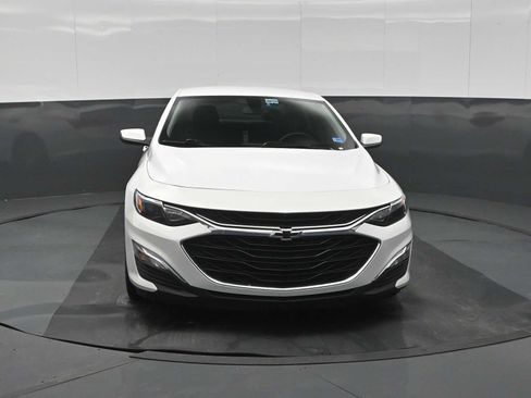 Used 2021 Chevrolet Malibu RS FWD image 3