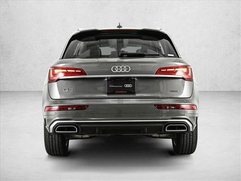 Certified 2024 Audi Q5 2.0T Premium AWD/4WD image 7