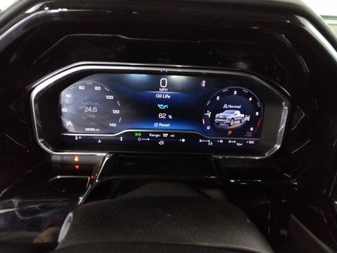 Used 2023 Chevrolet Silverado 1500 RST w/ Convenience Package II image 15