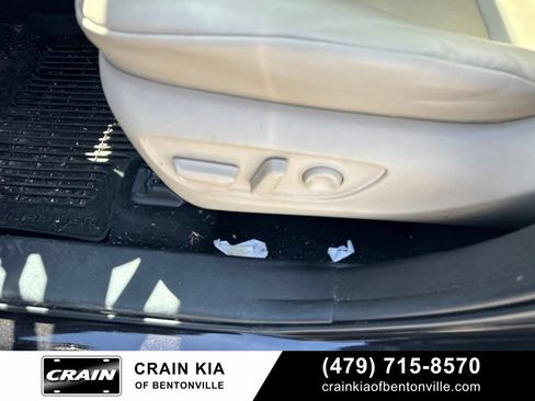 Used 2021 Toyota Highlander XLE FWD image 16